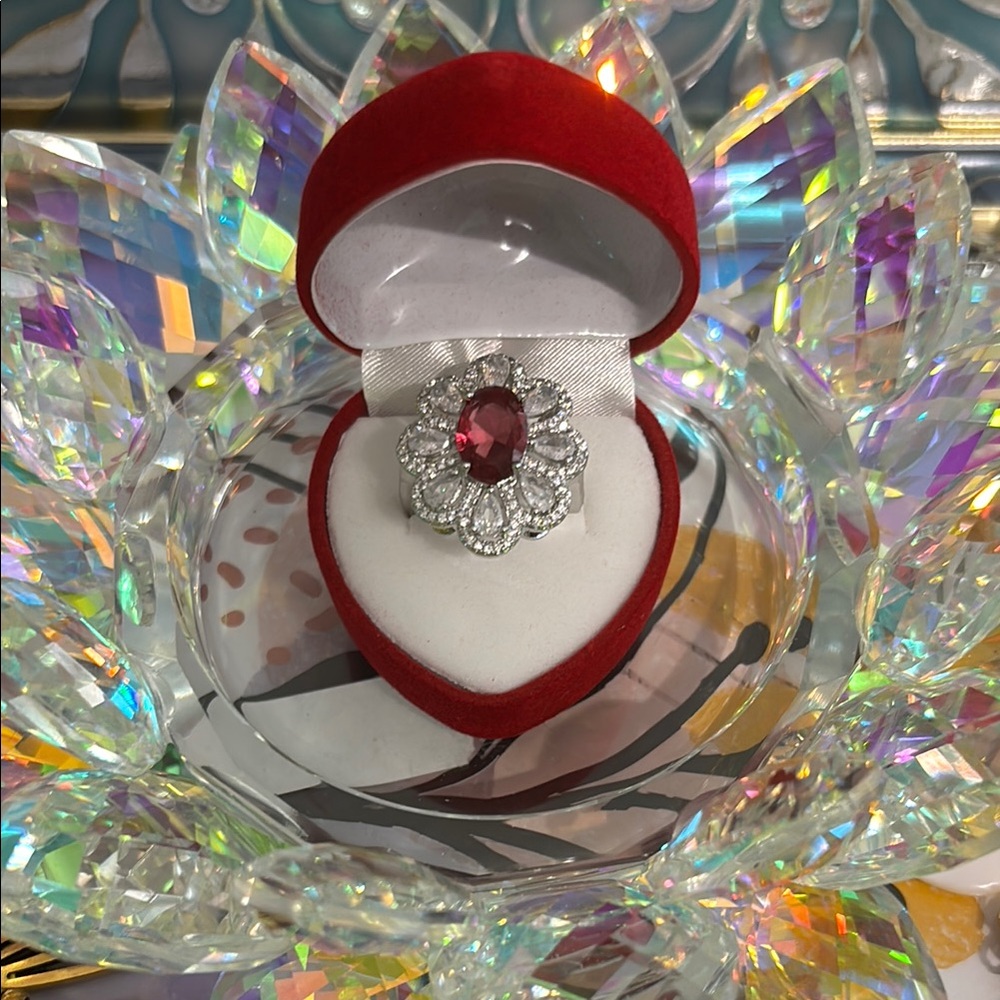 BEAUTIFUL LUXURY RING !!925 Sterling SILVER WITH BEAUTIFUL GEMSTONES